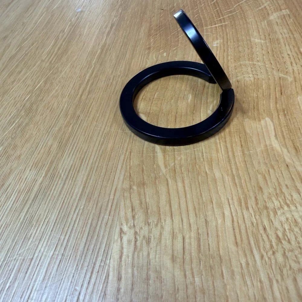 Casetify Black Circular MagSafe phone Stand